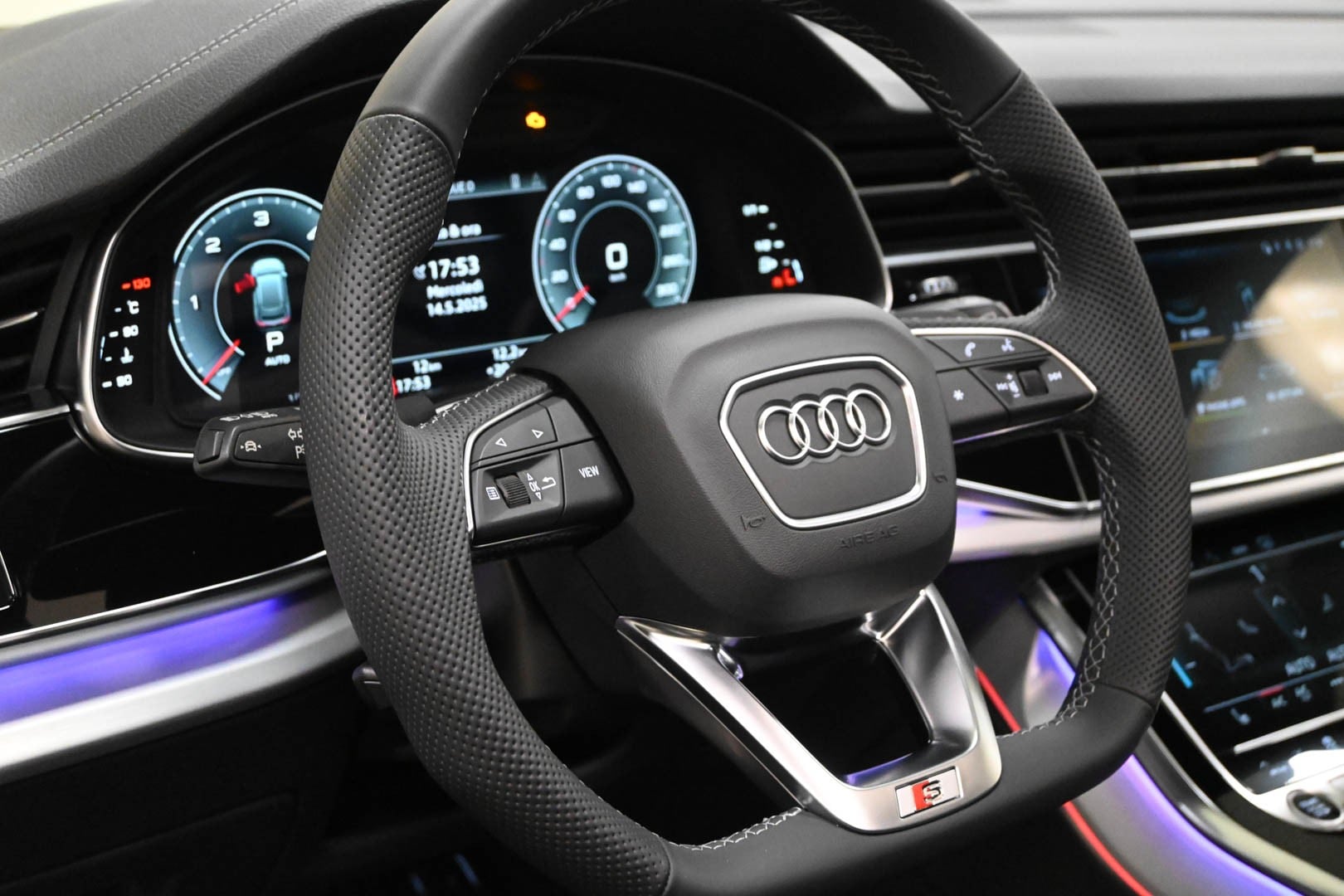 AUDI Q8 Q8 50 TDI 286 CV quattro tiptronic Sport