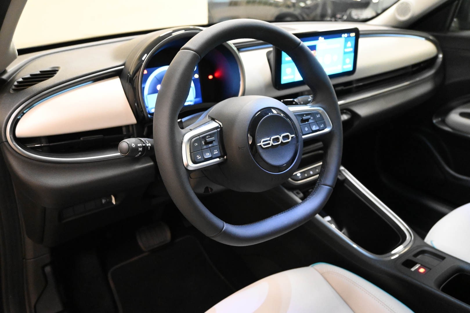 FIAT 600 (2023–>) 600 Hybrid 100 CV DCT MHEV