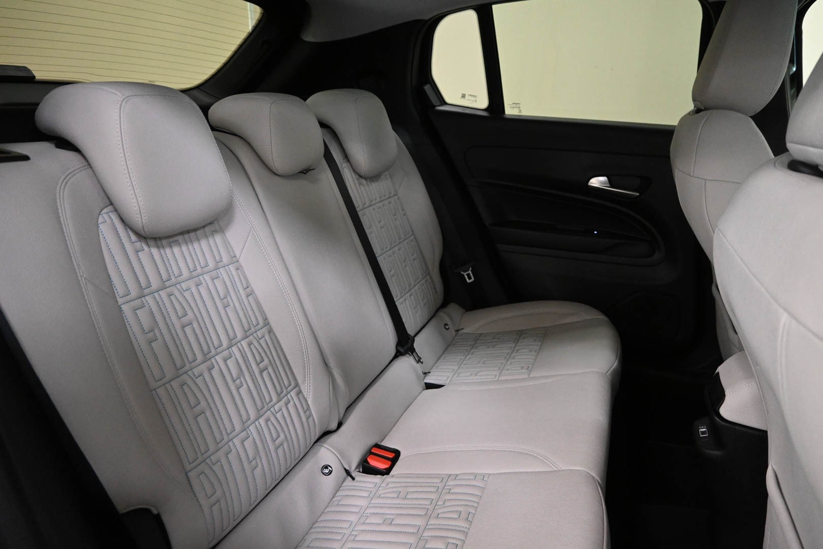 FIAT 600 (2023–>) 600 Hybrid 100 CV DCT MHEV L…