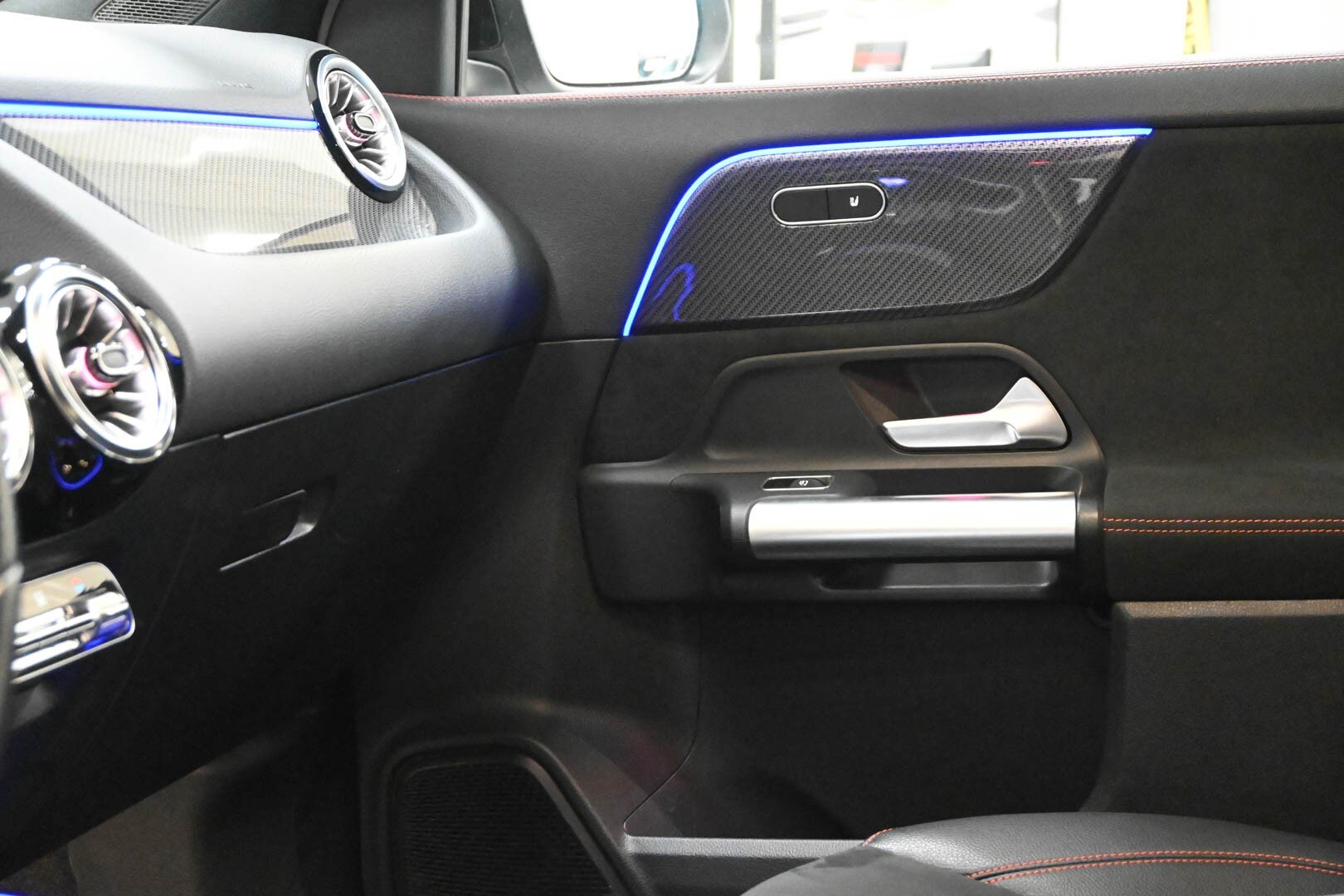 MERCEDES GLA (H247) GLA 250 e hybrid E…