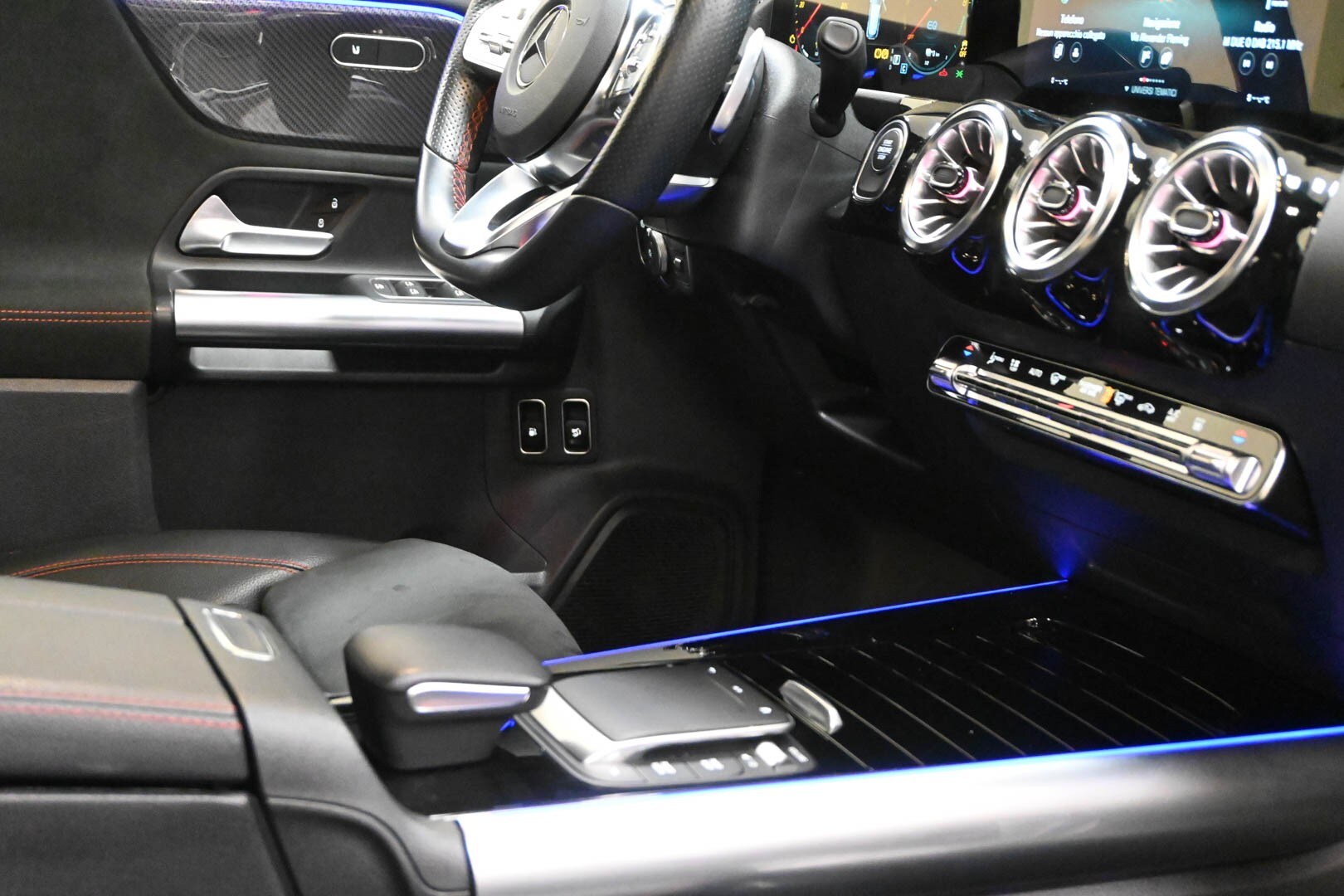 MERCEDES GLA (H247) GLA 250 e hybrid E…