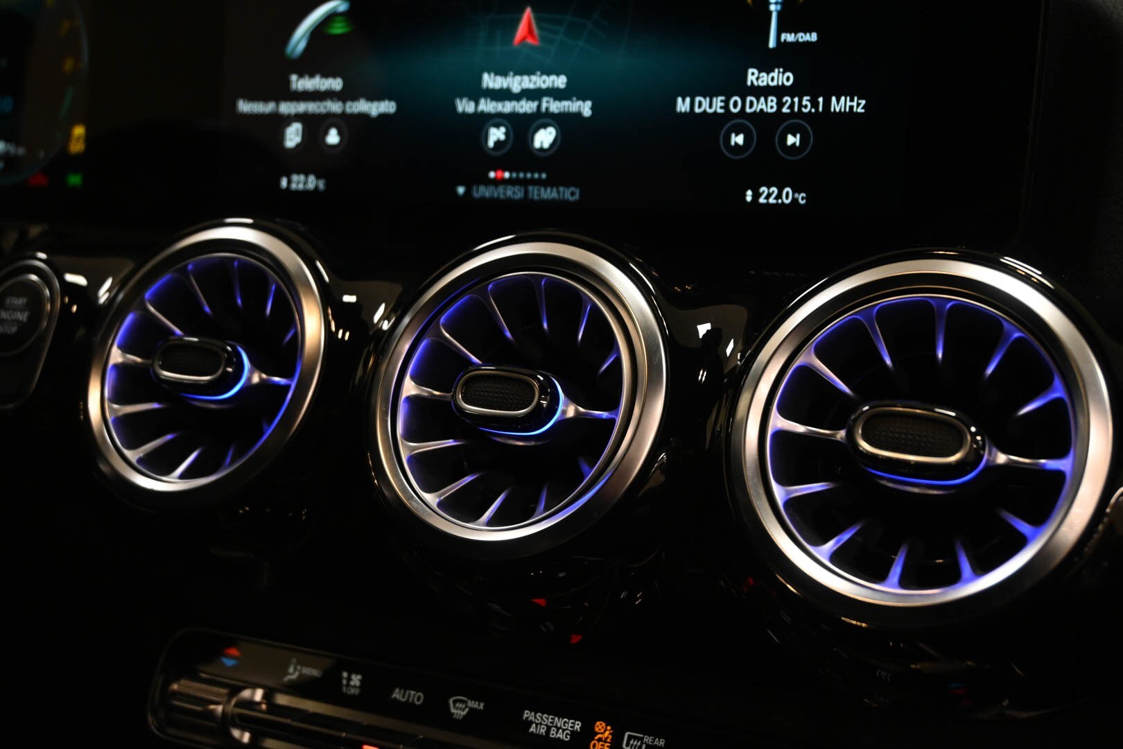 MERCEDES GLA (H247) GLA 250 e hybrid E…