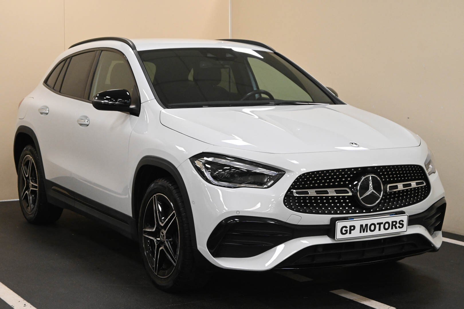 MERCEDES GLA (H247) GLA 250 e hybrid E…