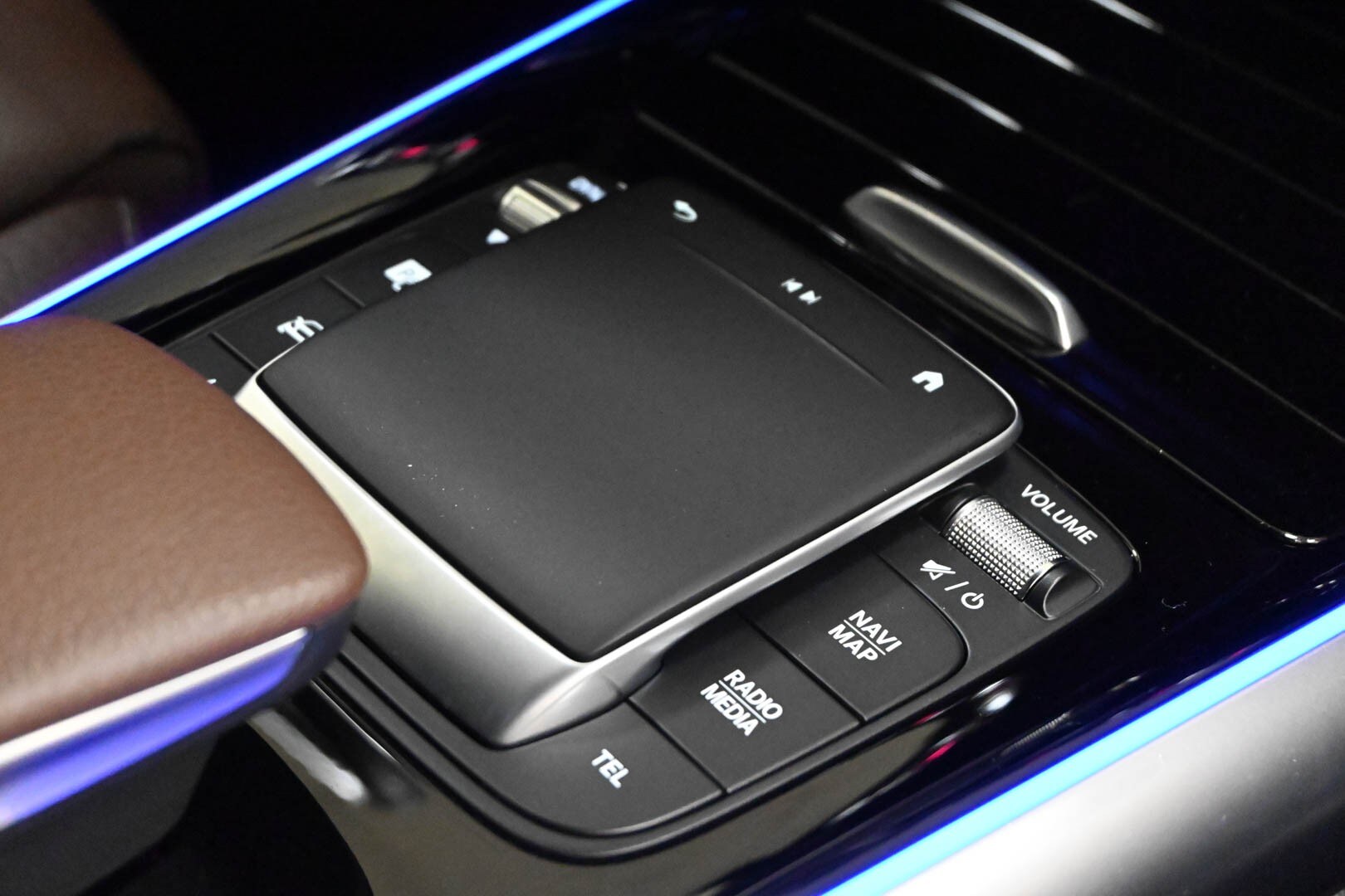 MERCEDES GLA (X156) GLA 200 d Automati…