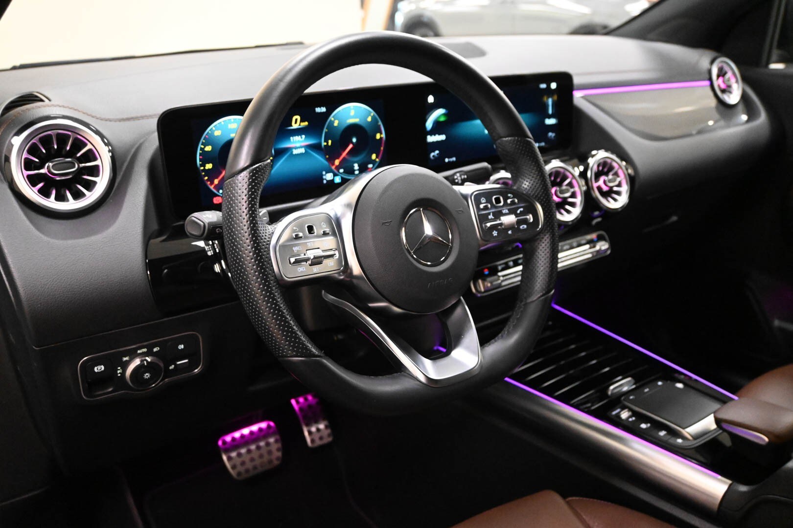 MERCEDES GLA (X156) GLA 200 d Automati…
