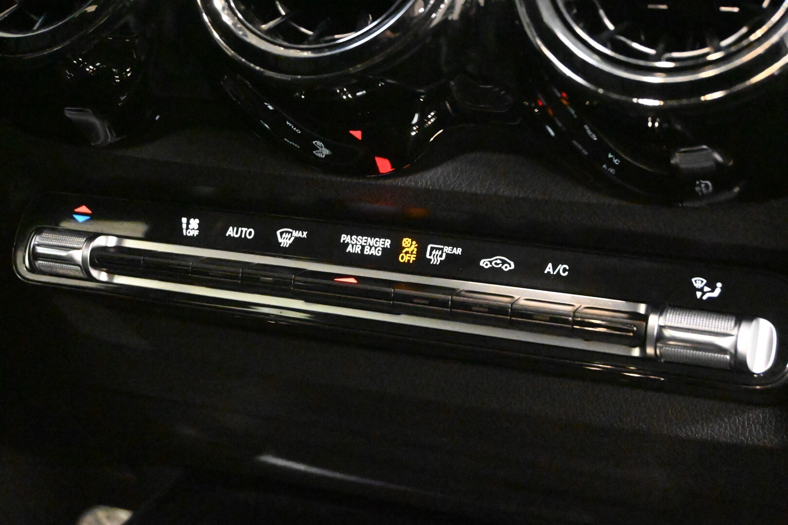 MERCEDES GLB (X247) GLB 200 d Automati…