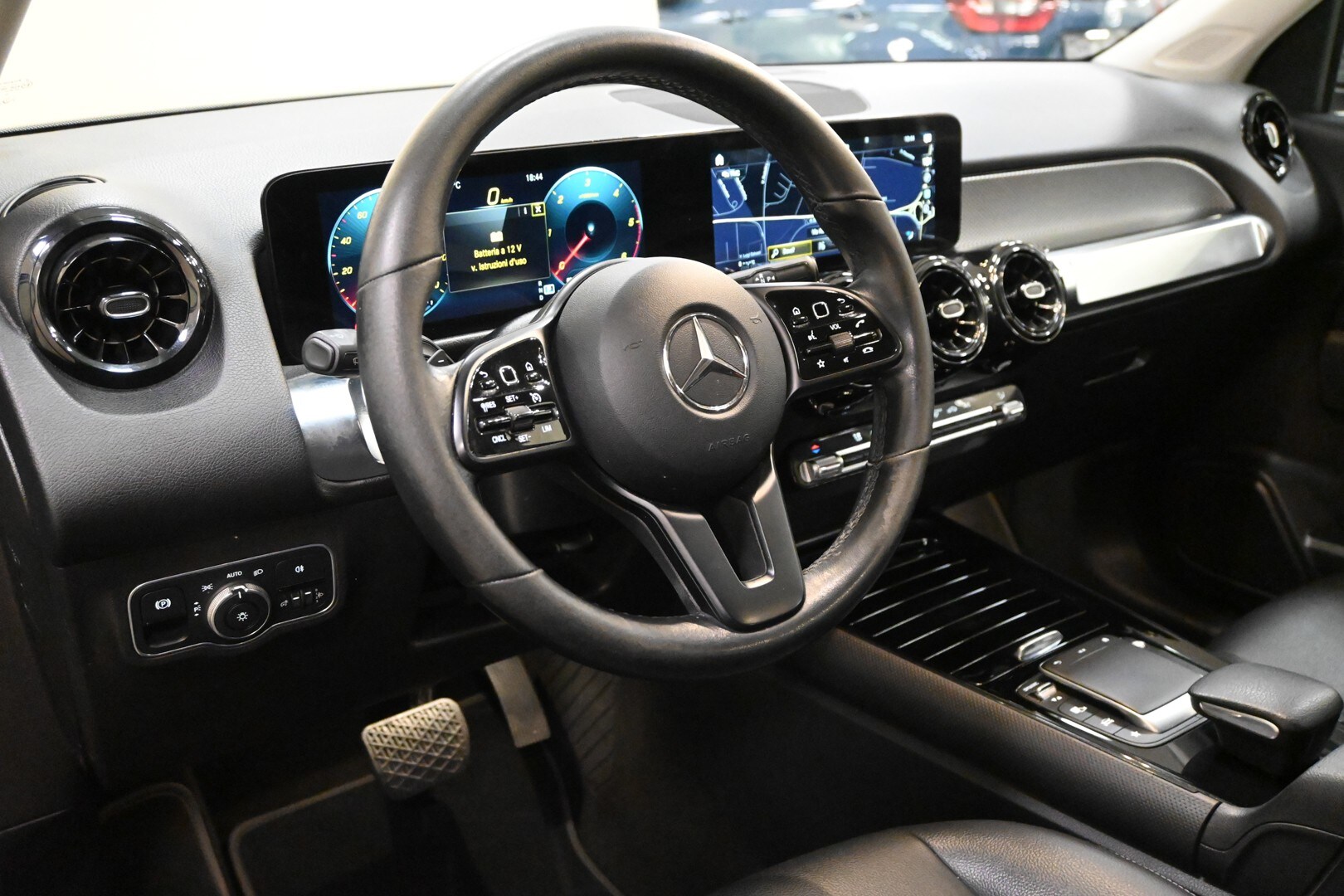 MERCEDES GLB (X247) GLB 200 d Automati…