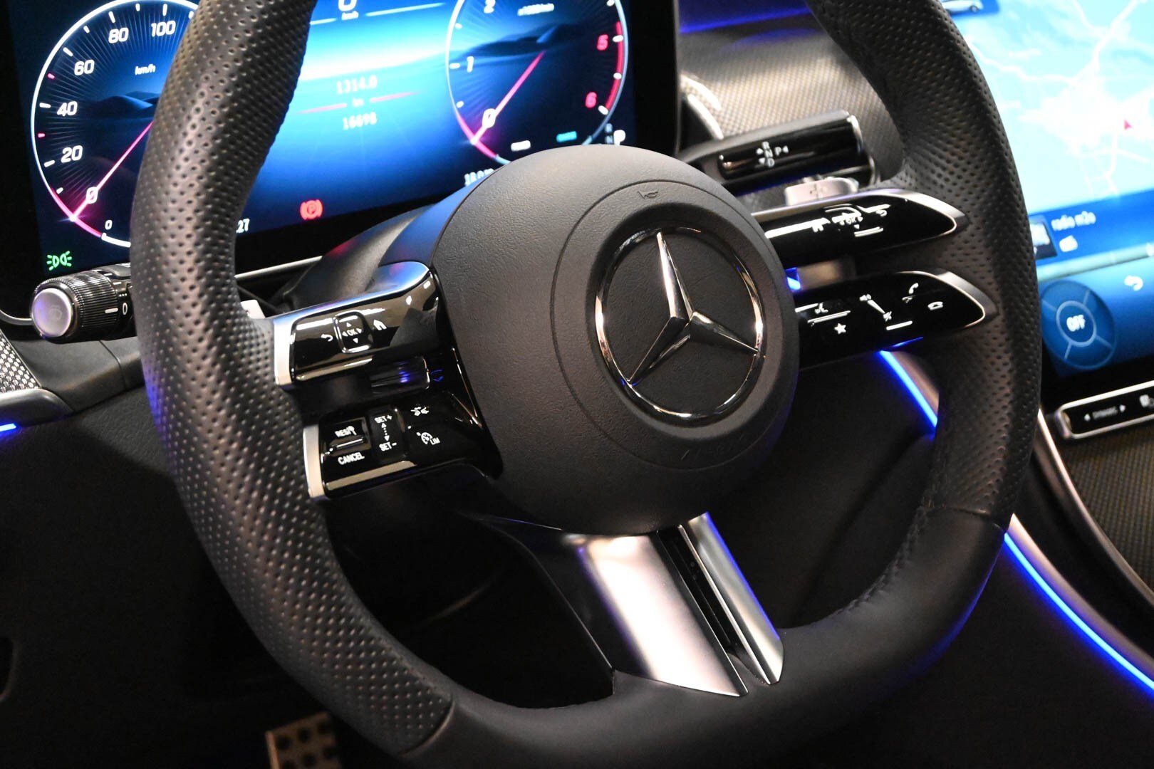 MERCEDES GLC (X254) GLC 300 d 4Matic M…