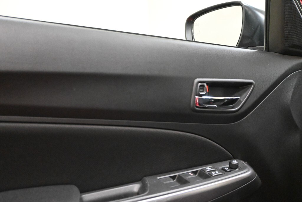 SUZUKI Swift (2017-2024) Swift 1.2 Hybrid Top