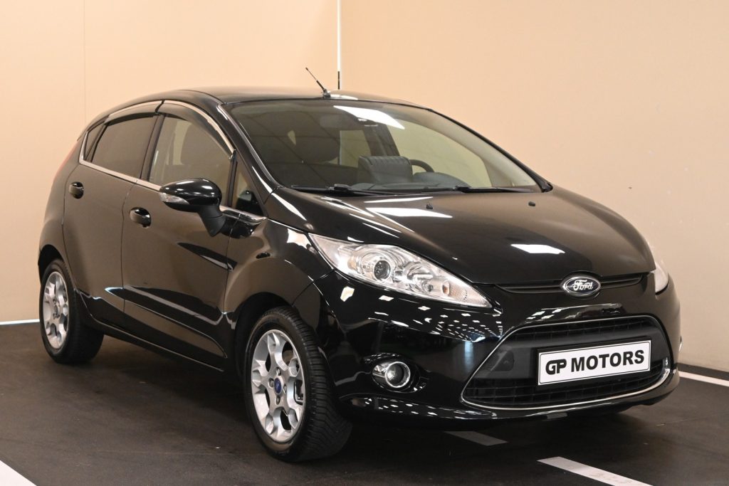 FORD Fiesta 6ª serie Fiesta 1.4 TDCi 68CV 5 po…