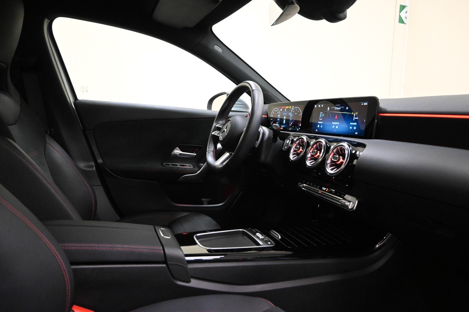 MERCEDES Classe A (V177) A 180 Automatic AM…