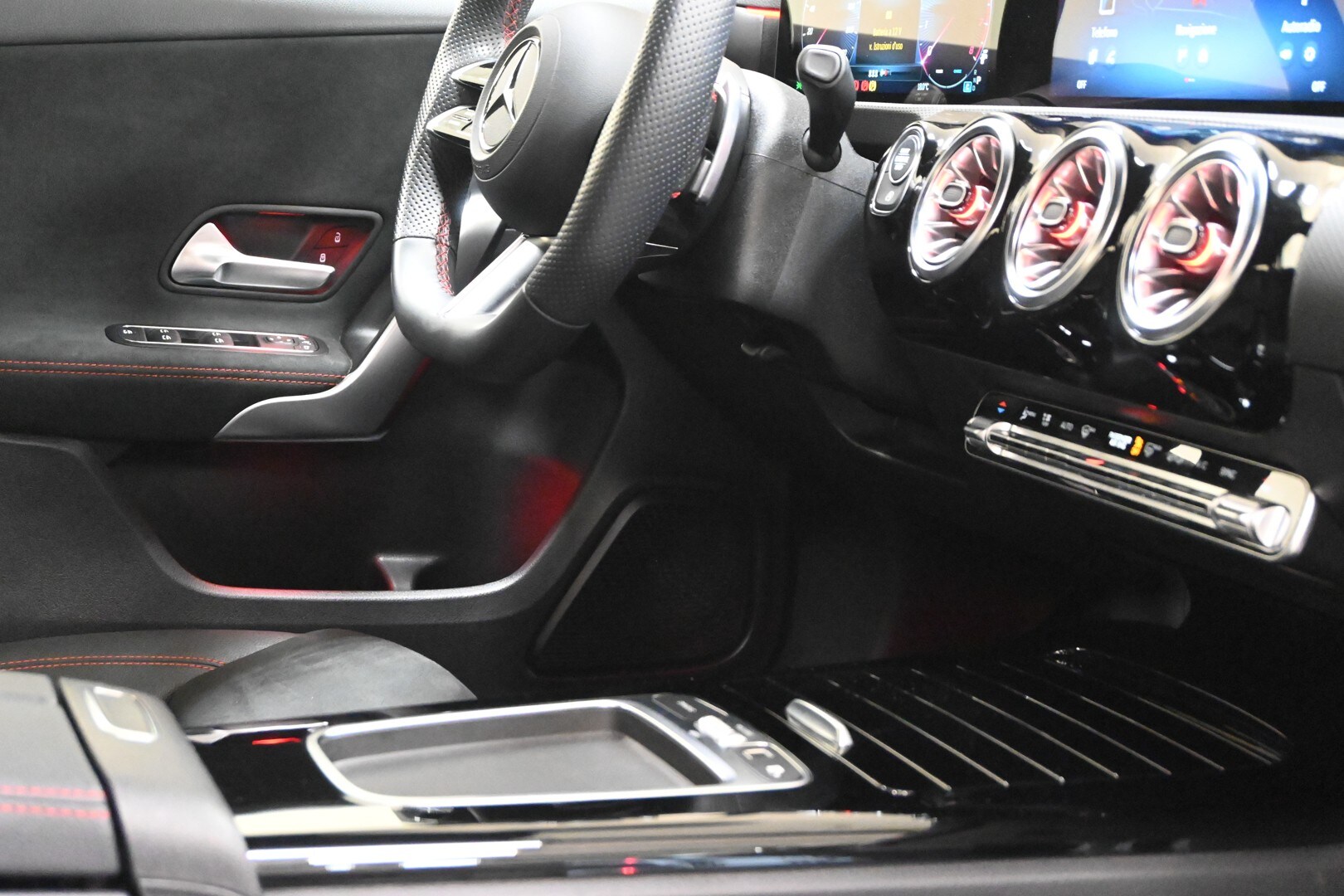 MERCEDES Classe A (V177) A 180 Automatic AM…
