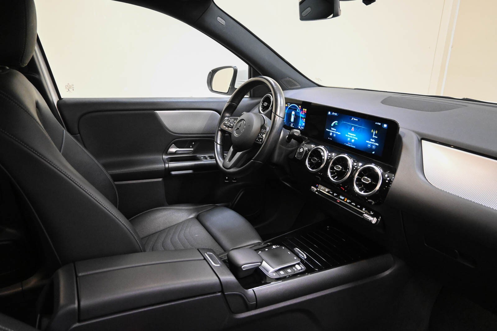 MERCEDES GLA (H247) GLA 250 e EQ-Power…