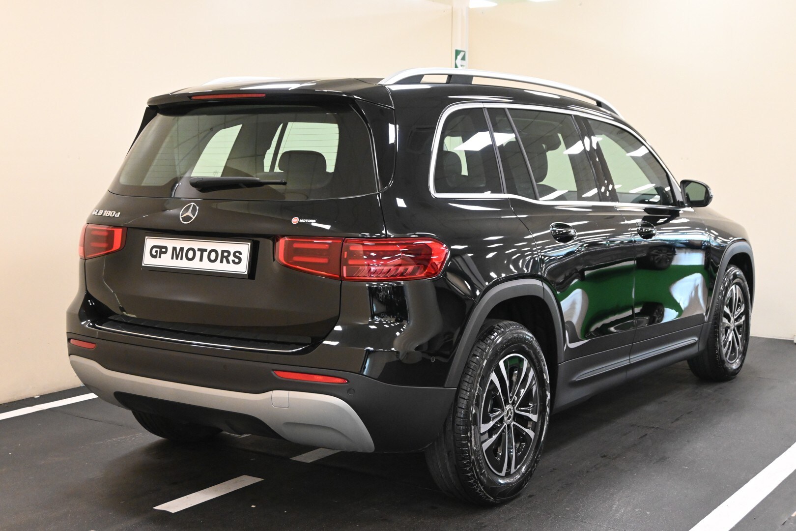 MERCEDES GLB (X247) GLB 180 d Automati…