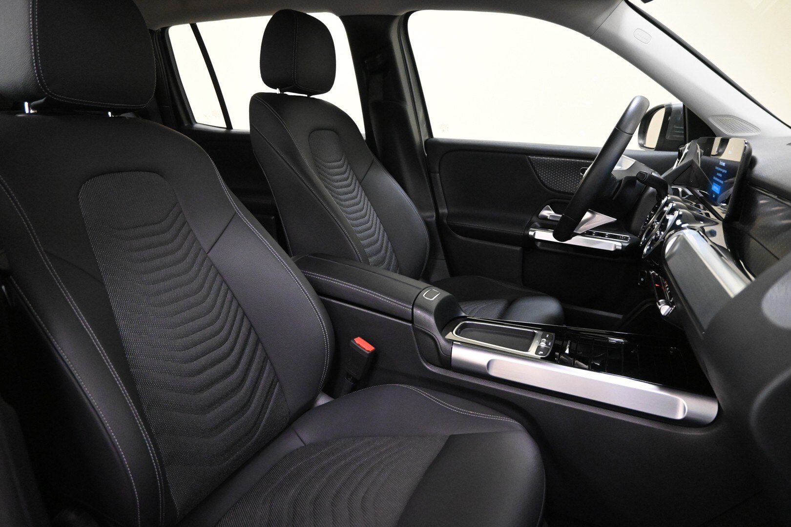 MERCEDES GLB (X247) GLB 180 d Automati…