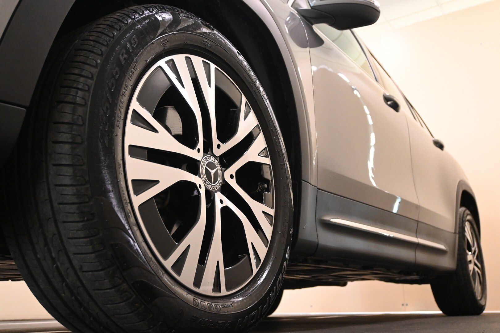 MERCEDES GLB (X247) GLB 180 d Automati…