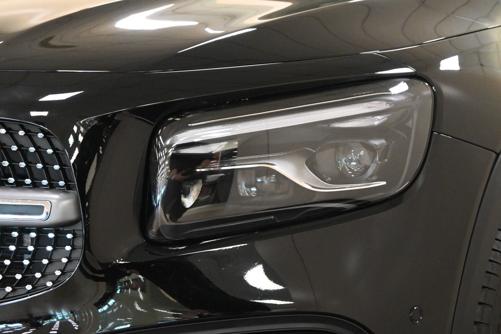 MERCEDES GLB (X247) GLB 200 d Automati…
