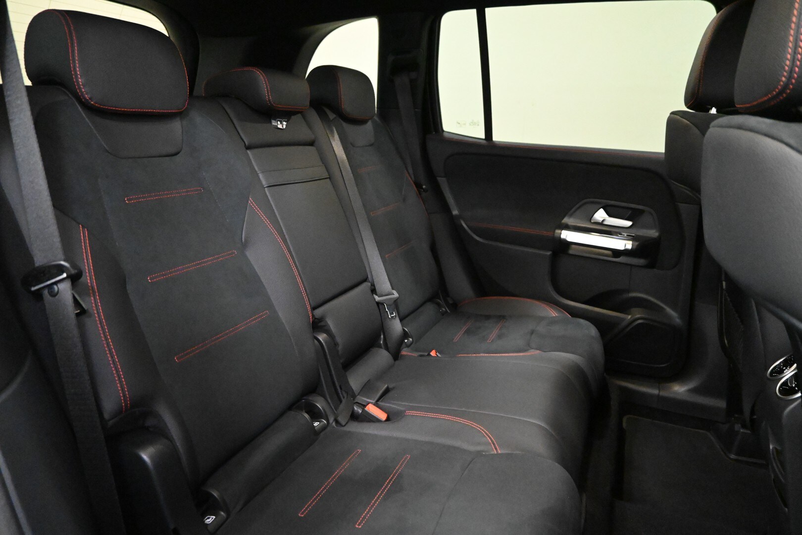 MERCEDES GLB (X247) GLB 200 d Automati…