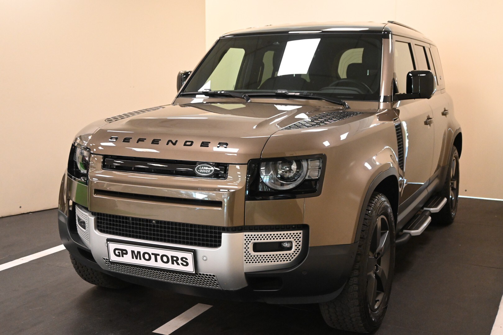LAND ROVER Defender (2019) Defender 110 3.0D I6…