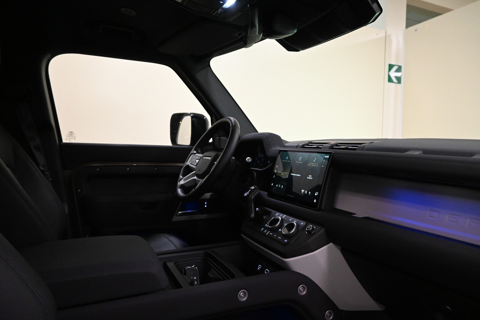 LAND ROVER Defender (2019) Defender 110 3.0D I6…