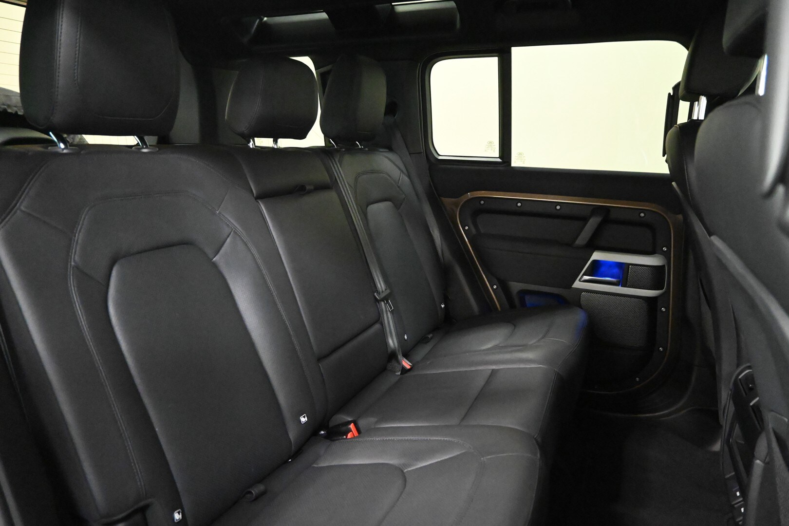 LAND ROVER Defender (2019) Defender 110 3.0D I6…