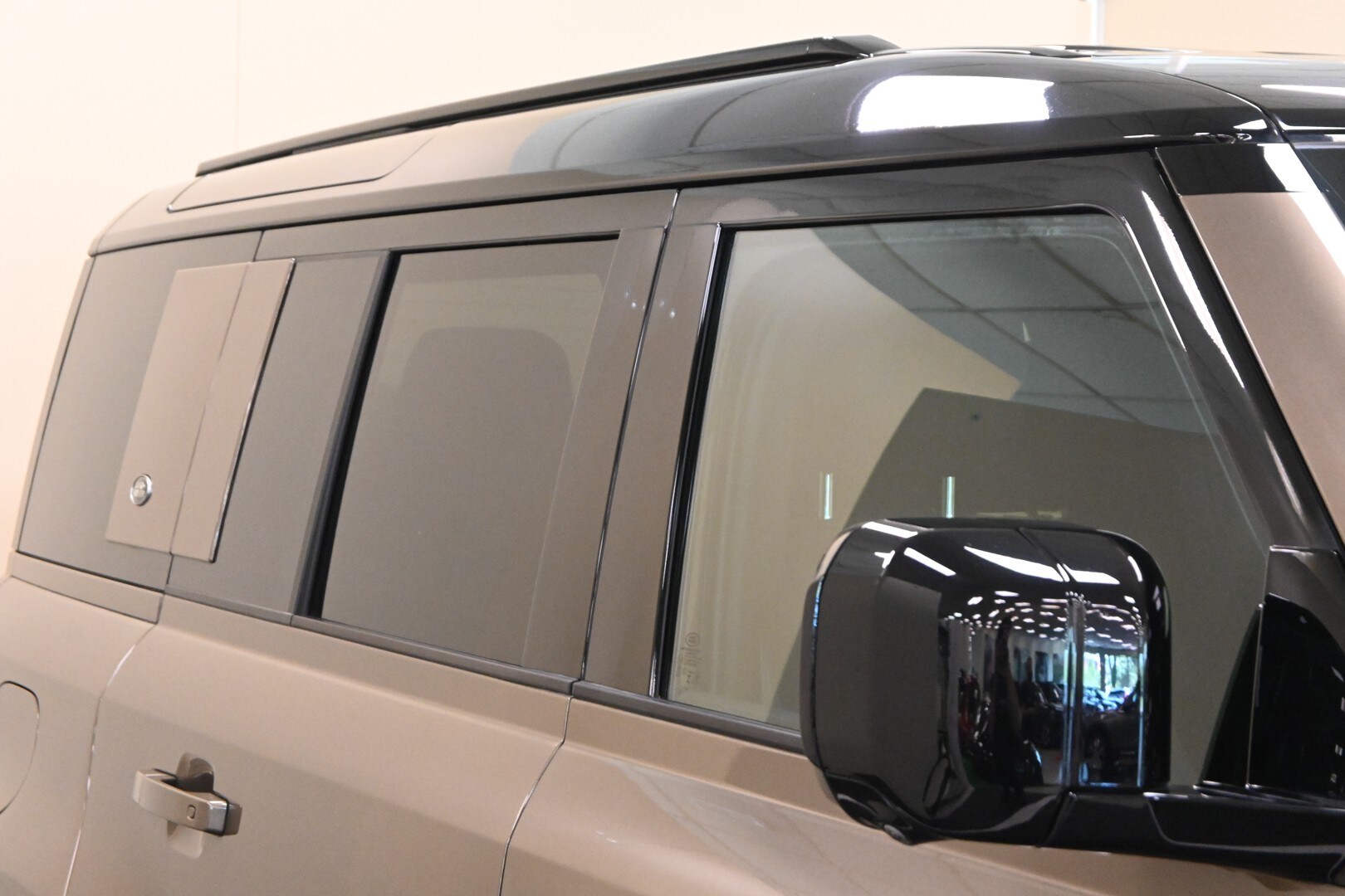 LAND ROVER Defender (2019) Defender 110 3.0D I6…