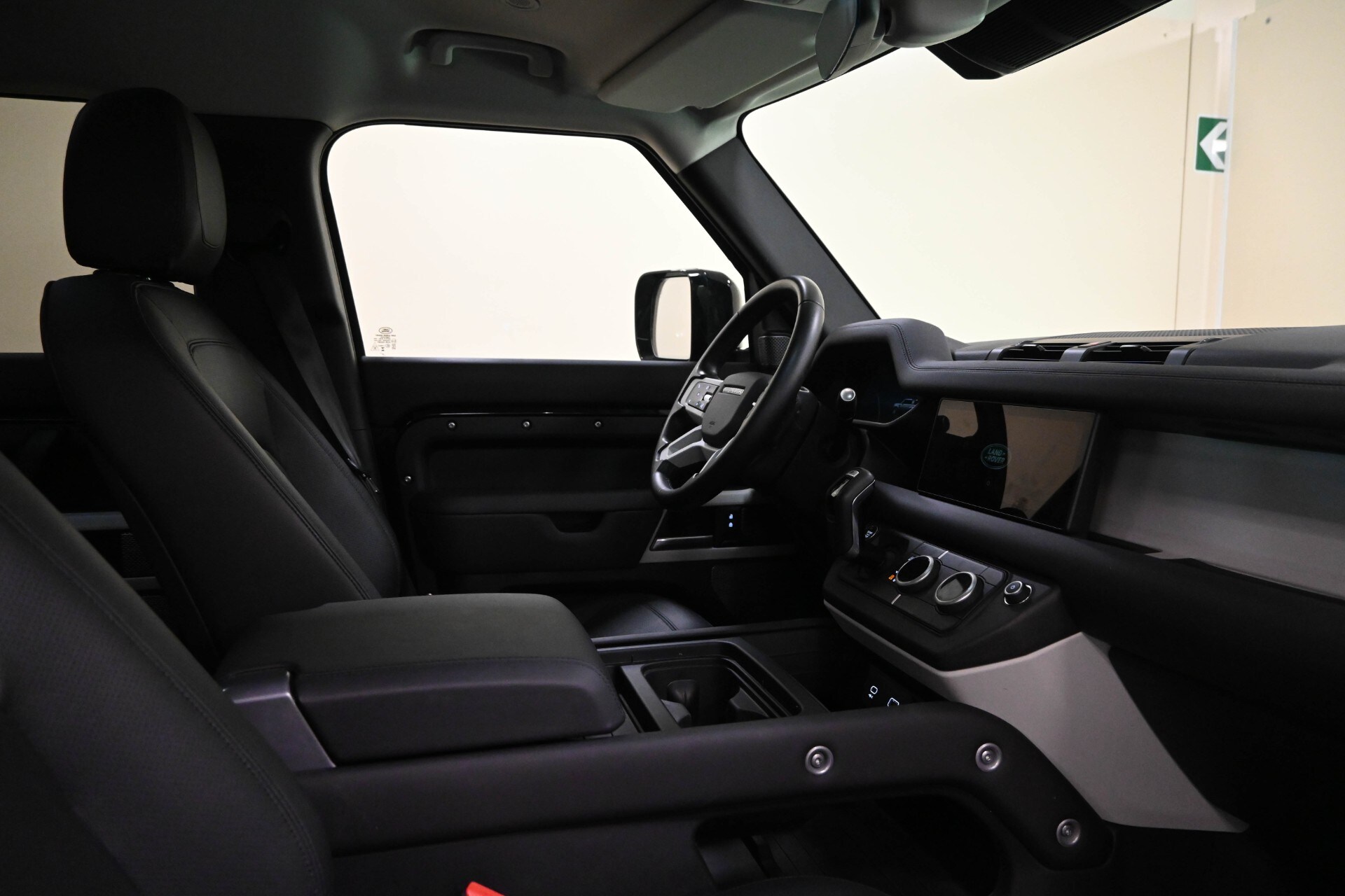 LAND ROVER Defender (2019) Defender 110 3.0D I6…