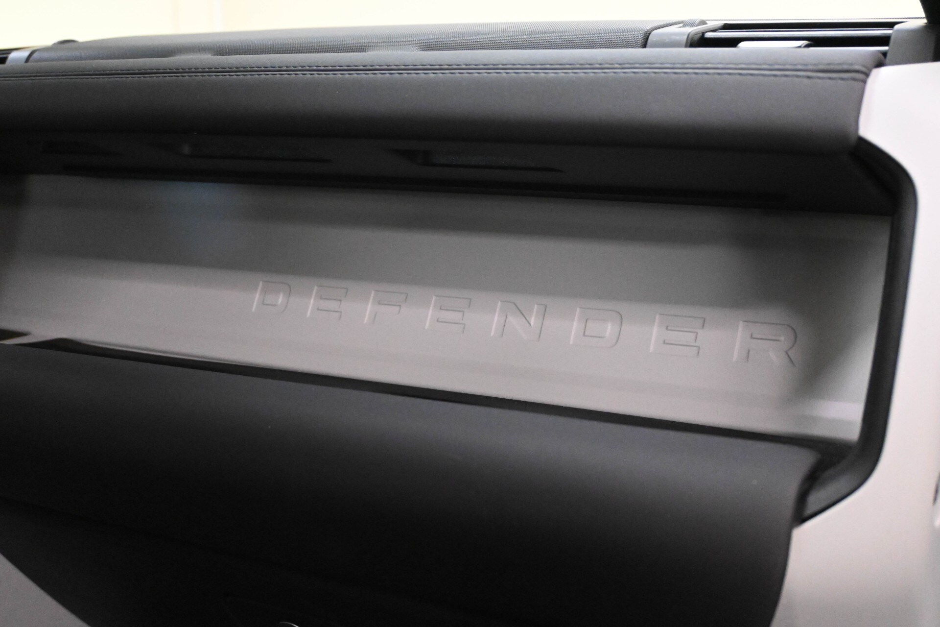 LAND ROVER Defender (2019) Defender 110 3.0D I6…