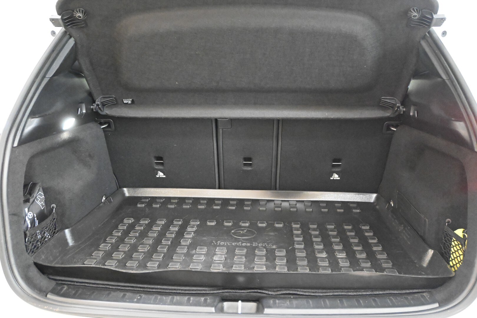 MERCEDES GLA (H247) GLA 180 d Automati…