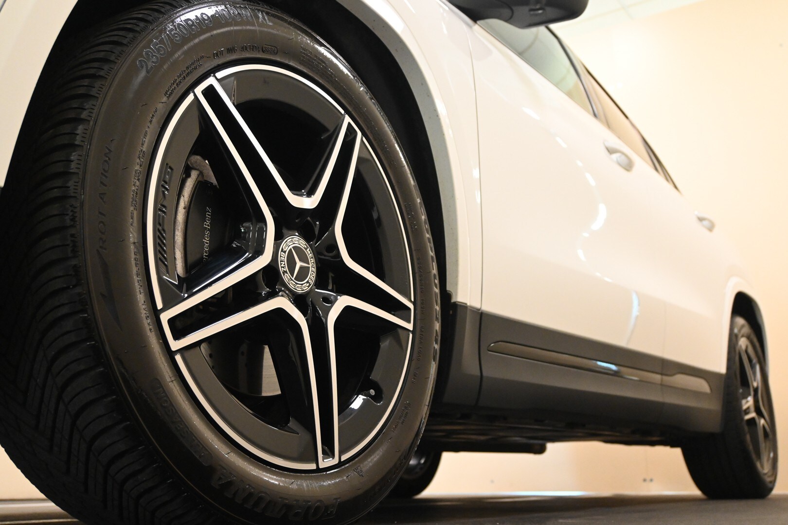 MERCEDES GLA (H247) GLA 180 d Automati…
