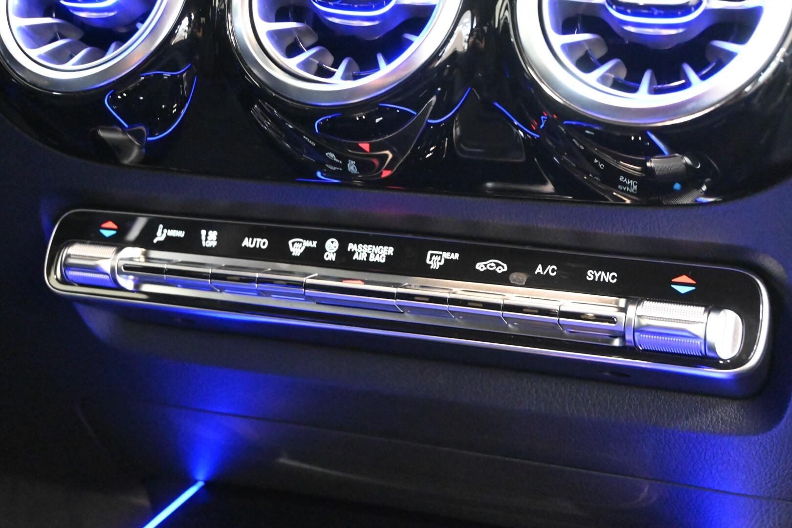 MERCEDES GLA (H247) GLA 200 Automatic …