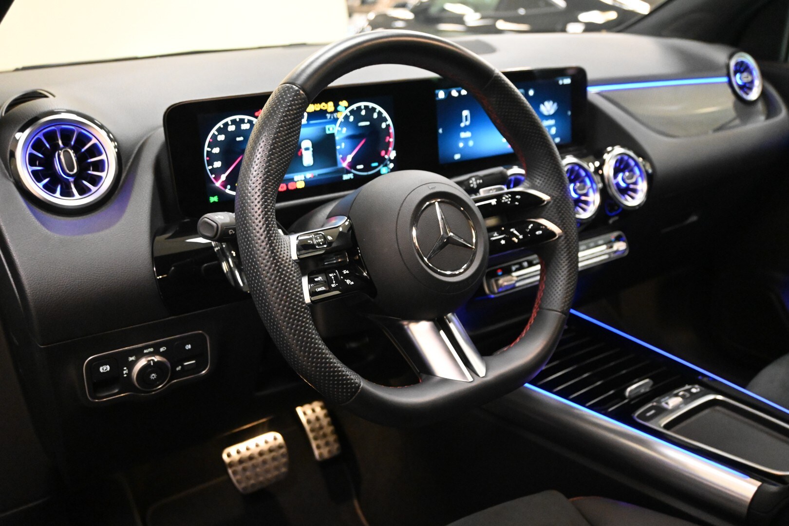 MERCEDES GLA (H247) GLA 200 Automatic …