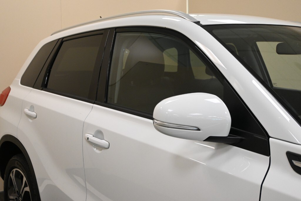 SUZUKI Vitara (2015) Vitara 1.6 DDiS V-Top