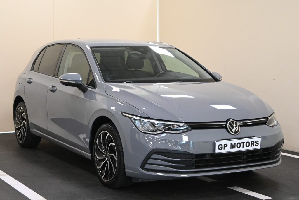 VOLKSWAGEN Golf 8ª serie Golf 1.0 eTSI EVO DSG…