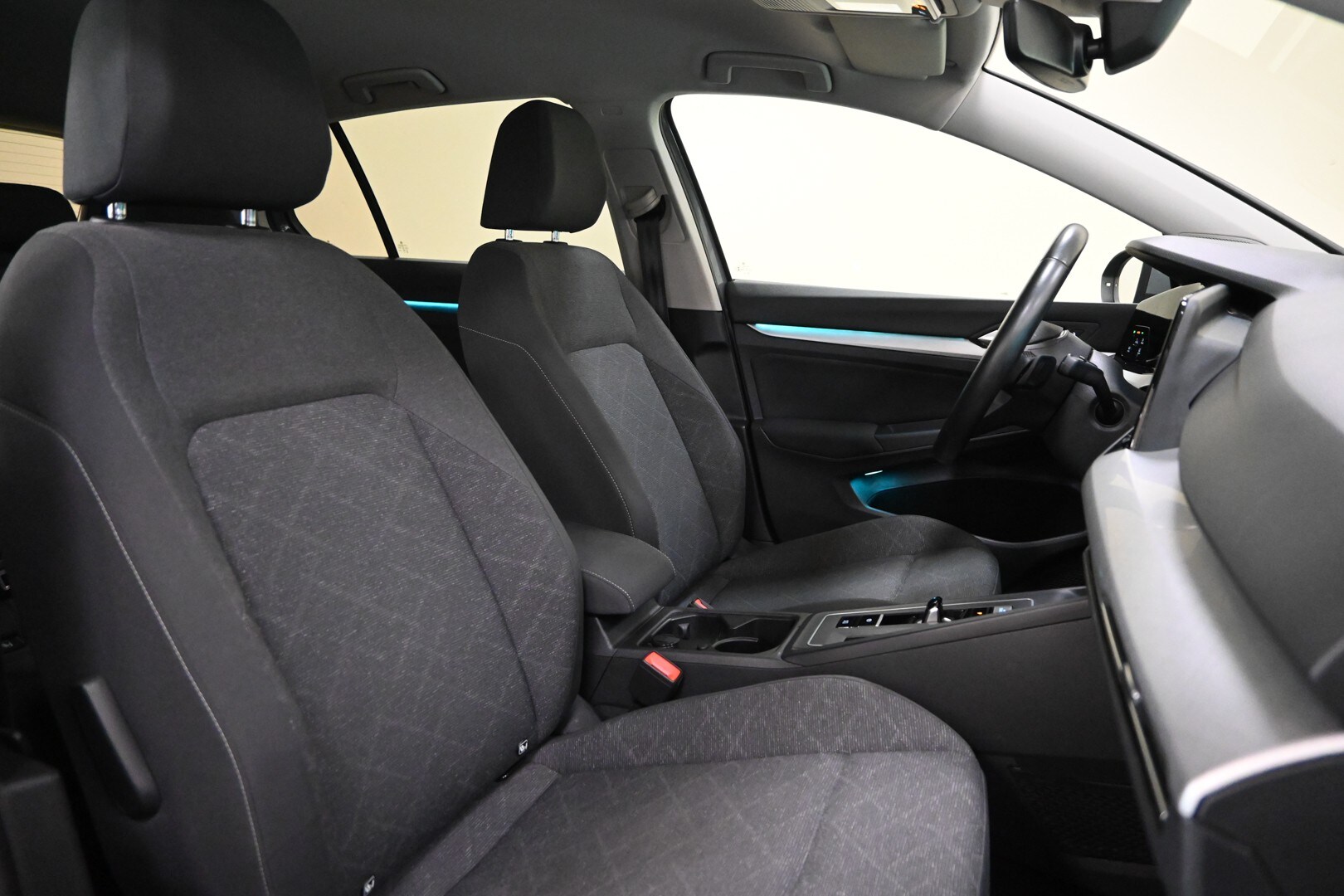 VOLKSWAGEN Golf 8ª serie Golf 1.0 eTSI EVO DSG…