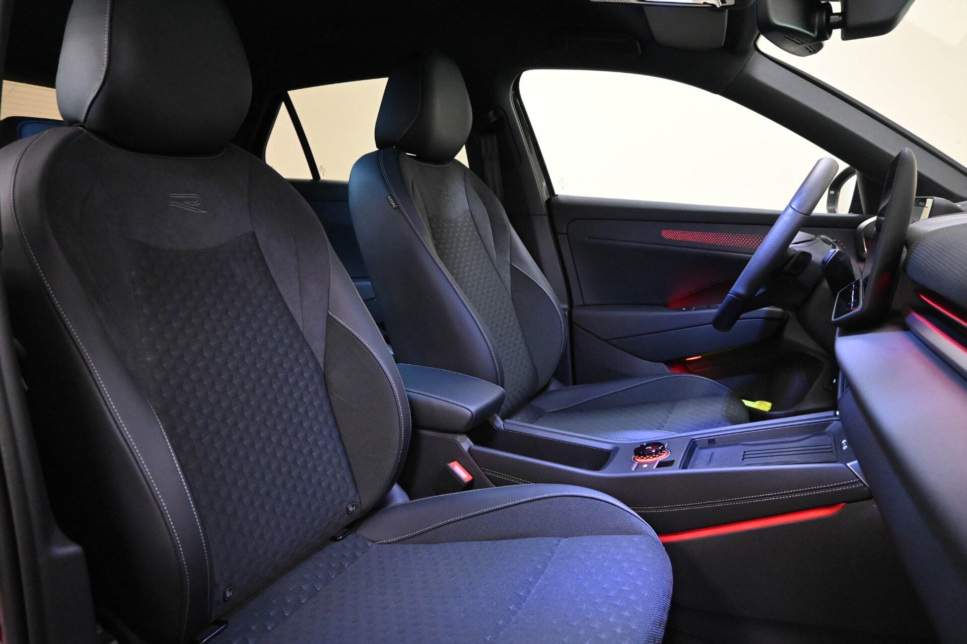 VOLKSWAGEN T-Roc 2ª serie T-Roc 1.5 eTSI ACT 1…