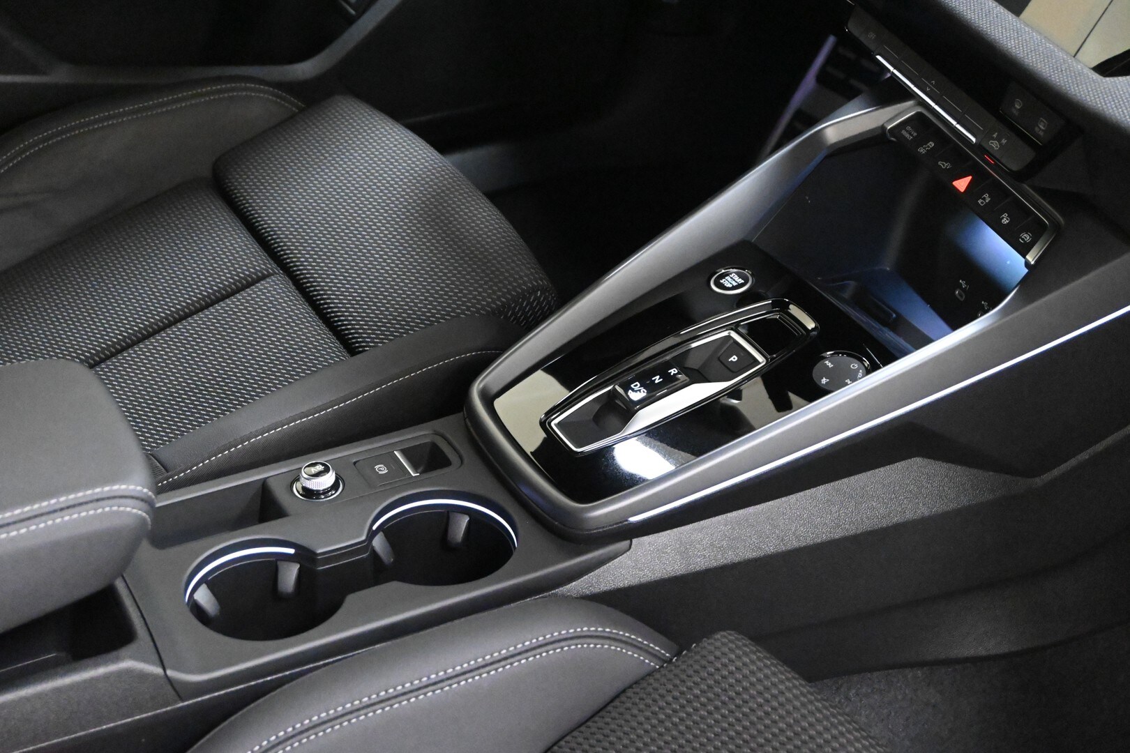 AUDI A3 4ª serie A3 SPB 40 TFSI e S tronic S l…