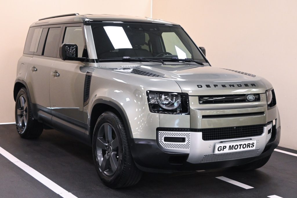 LAND ROVER Defender (2019) Defender 110 3.0D I6…