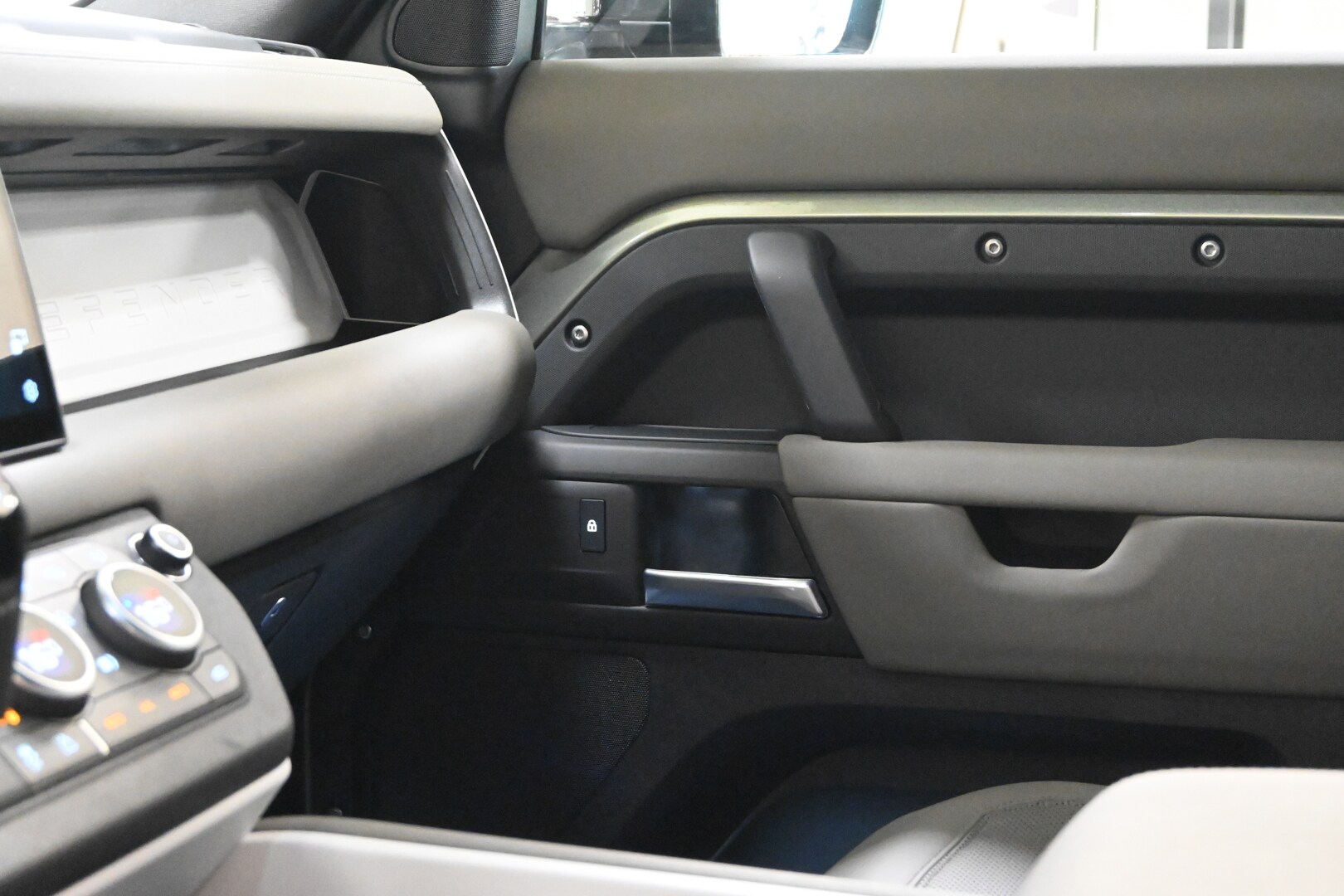 LAND ROVER Defender (2019) Defender 110 3.0D I6…