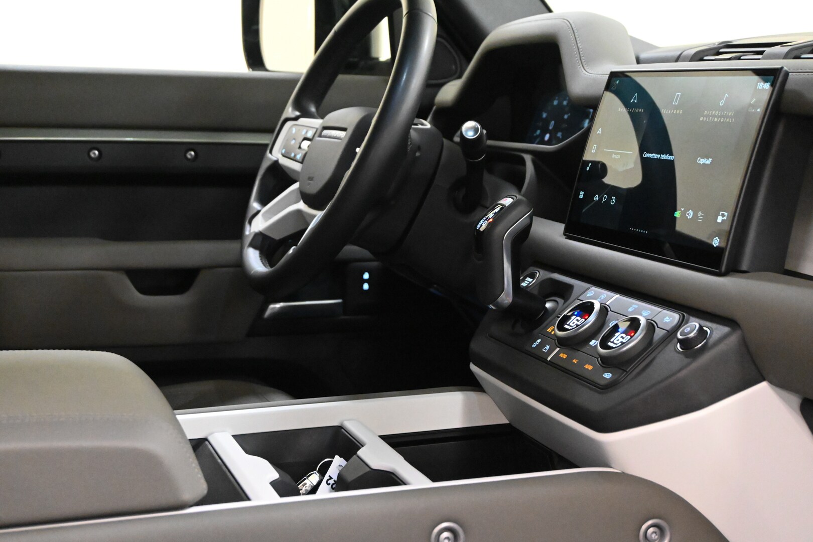 LAND ROVER Defender (2019) Defender 110 3.0D I6…