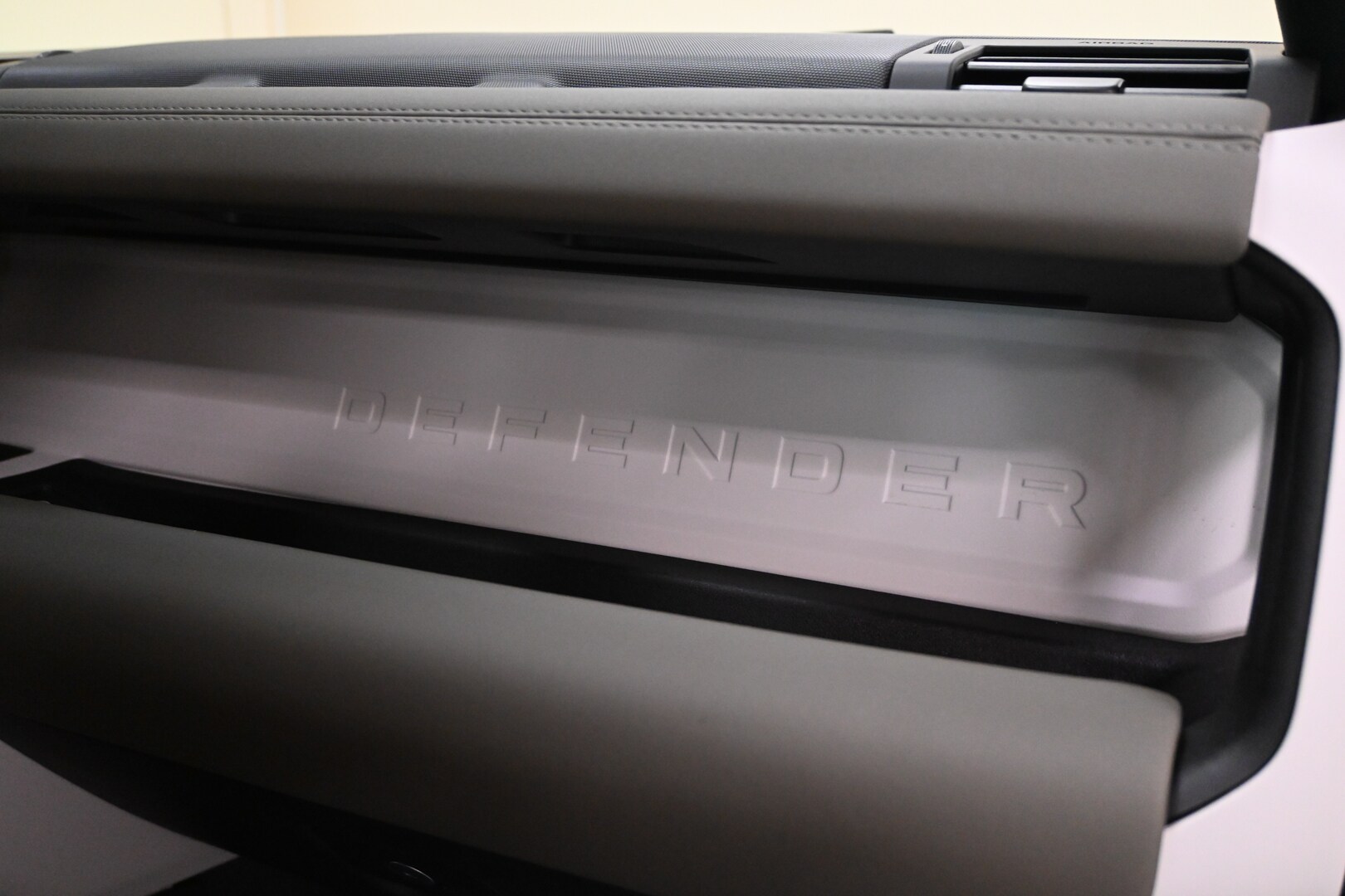 LAND ROVER Defender (2019) Defender 110 3.0D I6…