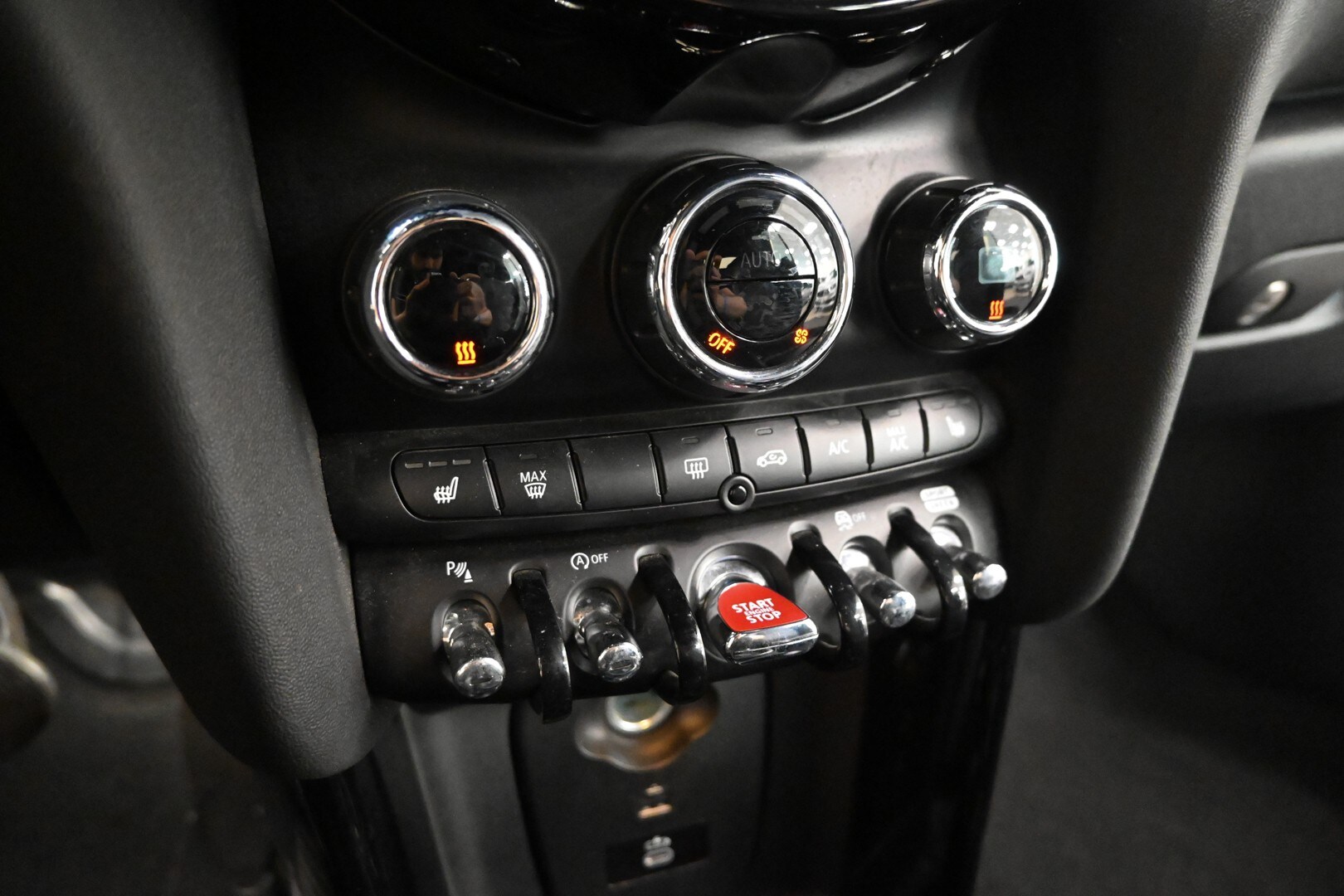 MINI Mini Cabrio (F57) Mini 1.5 Cooper Yours …