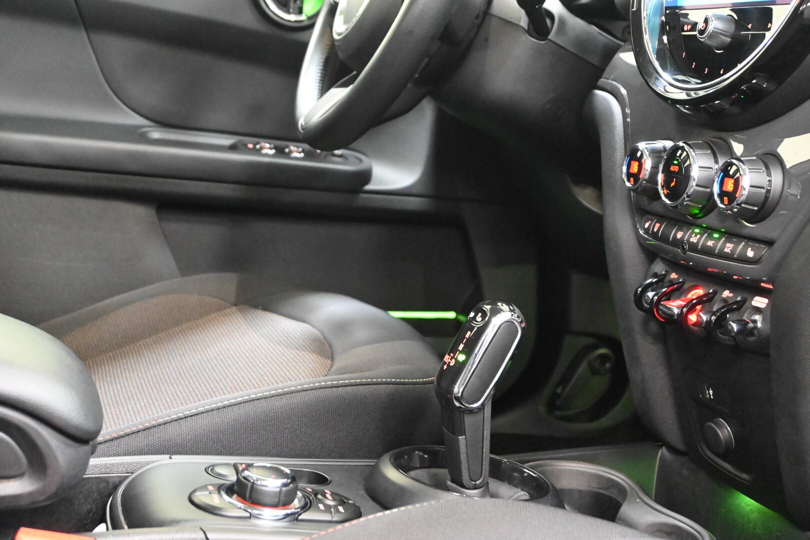 MINI Mini Countrym.(F60) Mini 2.0 Cooper D Clas…