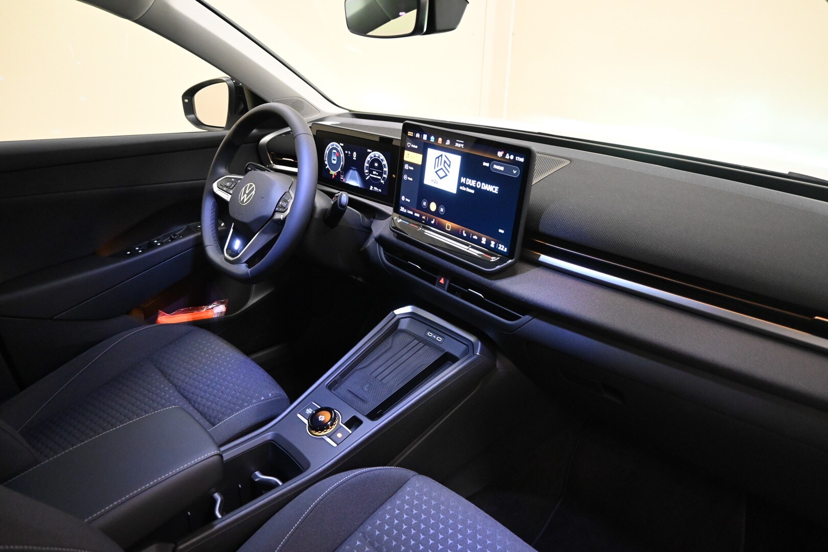 VOLKSWAGEN T-Roc 2ª serie T-Roc 1.5 eTSI ACT 1…
