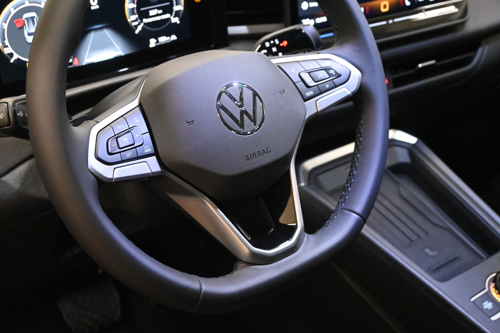 VOLKSWAGEN T-Roc 2ª serie T-Roc 1.5 eTSI ACT 1…