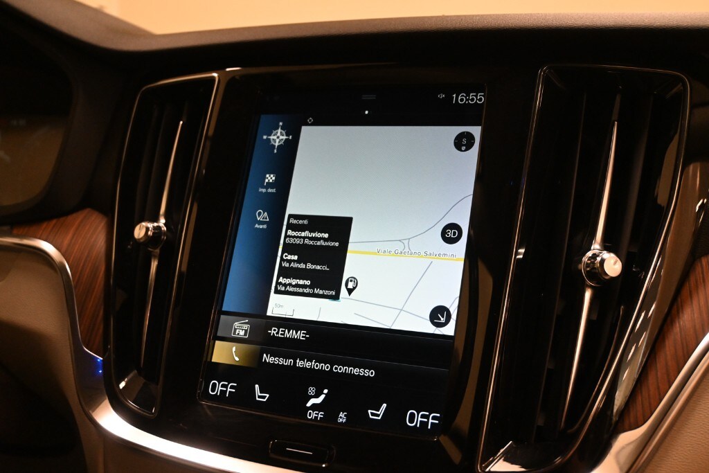 VOLVO V60 (2018–>) V60 D4 Geartronic Inscription