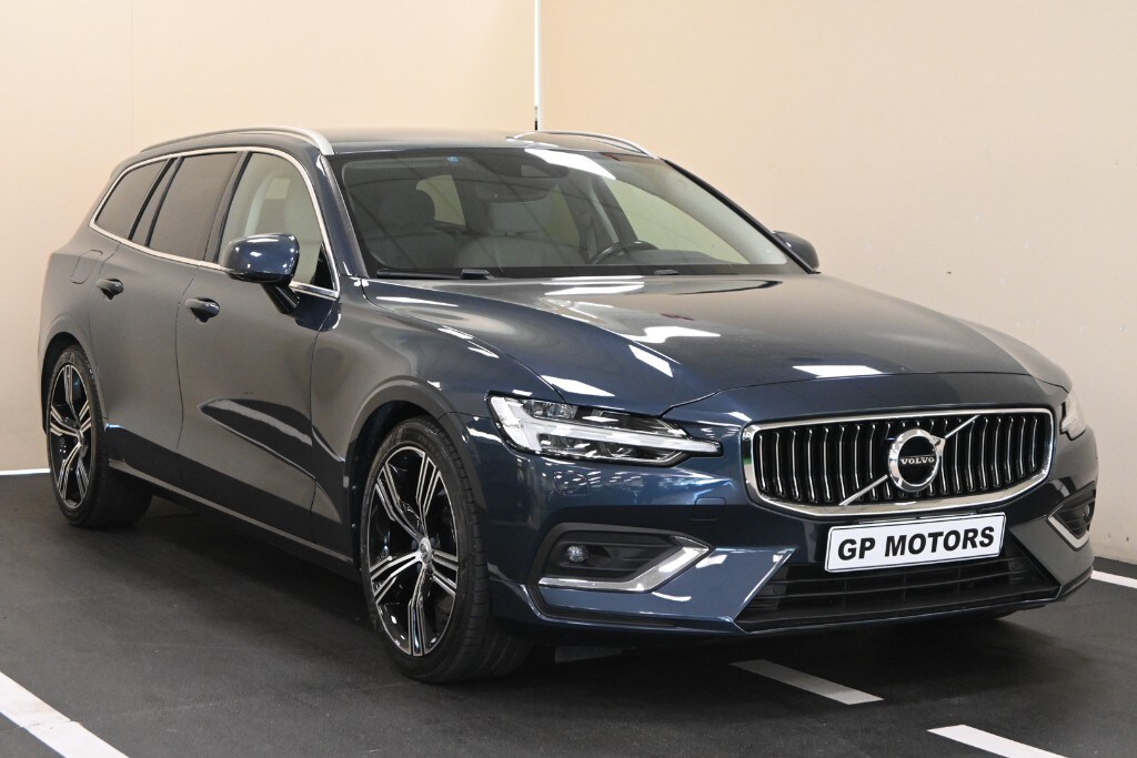 VOLVO V60 (2018–>) V60 D4 Geartronic Inscription