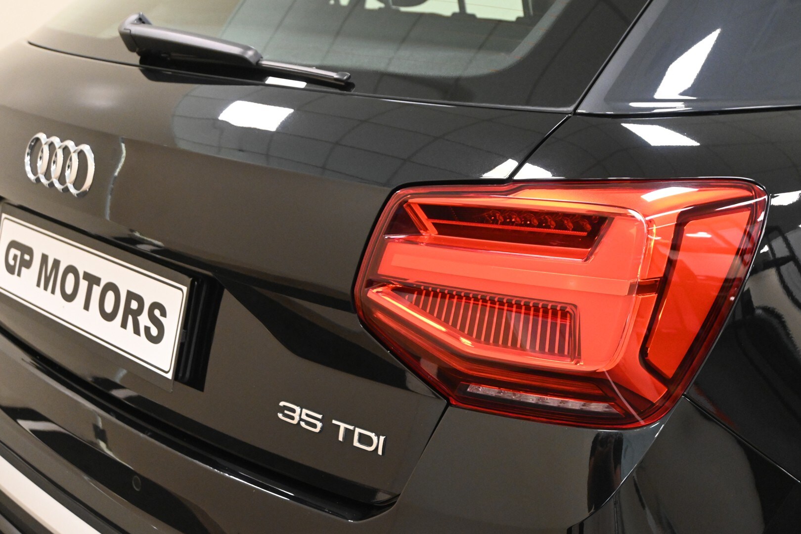 AUDI Q2 Q2 35 TDI S tronic S line Edition