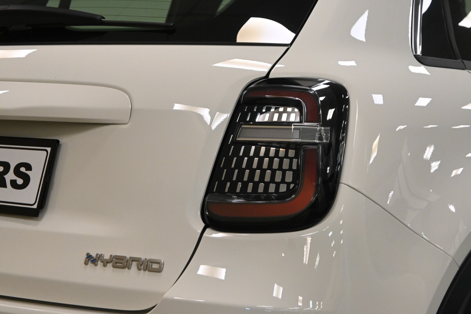 FIAT 600 (2023–>) 600 Hybrid 145 CV DCT MHEV Icon