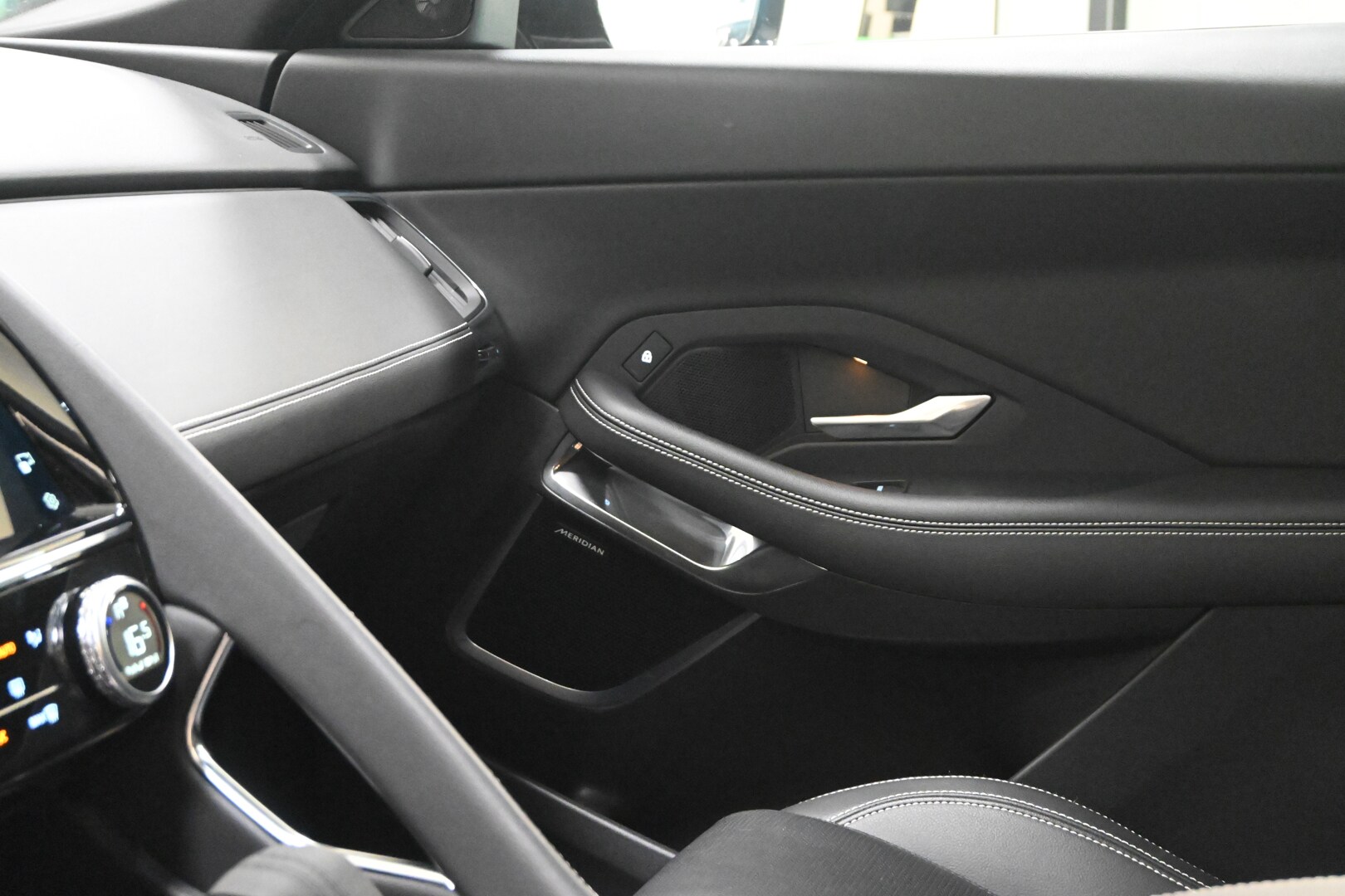 JAGUAR E-Pace (X540) E-Pace 1.5 I3 160 CV…